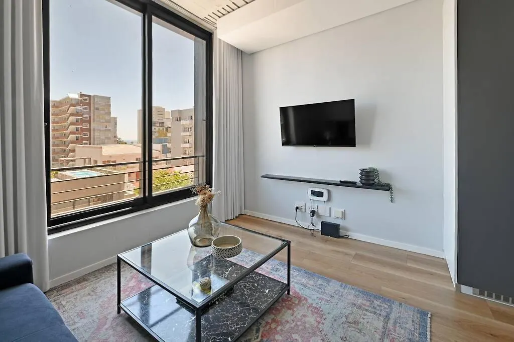 Appartement Sea Point Living With Rooftop Pool Le Cap